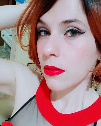 mary_mayfair_