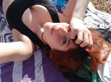 mary_mayfair_