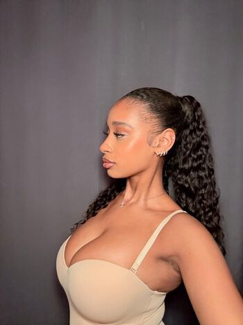 Full leaked Maryyyxlo private onlyfans photo
