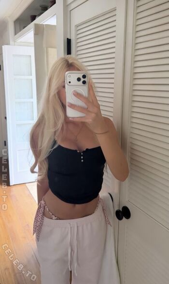 Full leaked Mavie noelle private onlyfans photo