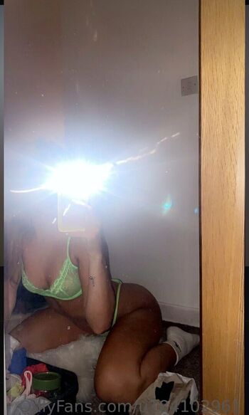 Full leaked Maya beresford private onlyfans photo