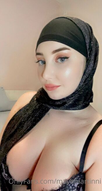 Full leaked Mayamartinni private onlyfans photo
