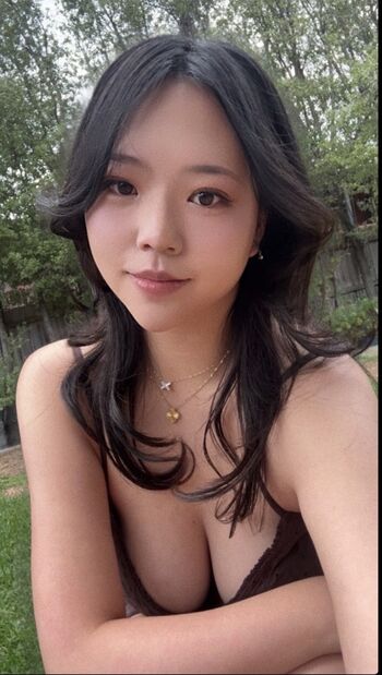 Full leaked Mchellezhu private onlyfans photo
