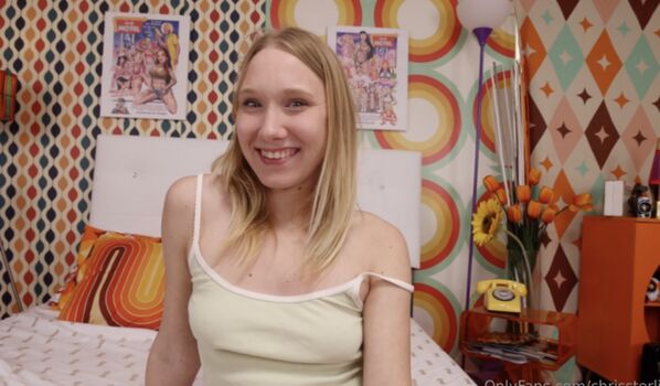 Full leaked Mckenna lynn private onlyfans photo