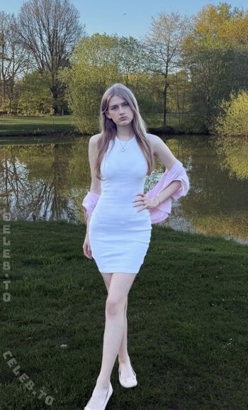 Full leaked Meleomanie private onlyfans photo