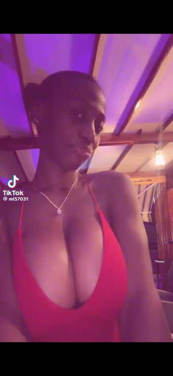 Full leaked Melina offspam private onlyfans photo