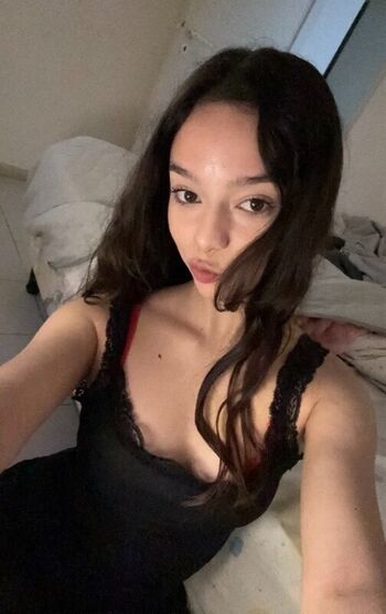 Full leaked Melyfrancanoo private onlyfans photo