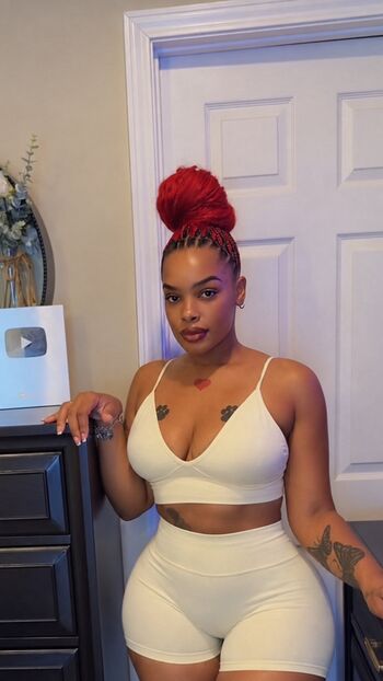 Full leaked Melzbubble private onlyfans photo