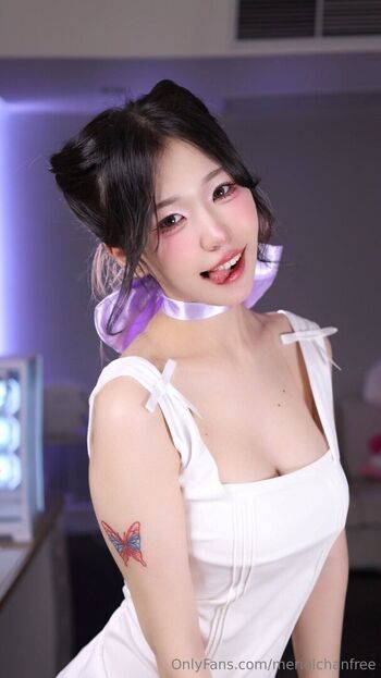 Full leaked Meriol chan private onlyfans photo