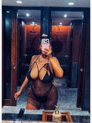 Full leaked Meryanne hot private onlyfans photo