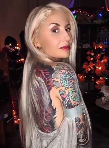 Full leaked Metal kat private onlyfans photo