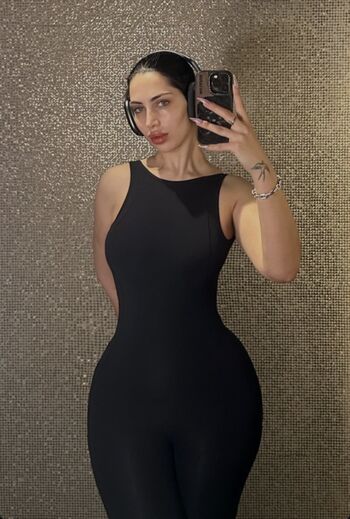 Full leaked Mez afram private onlyfans photo