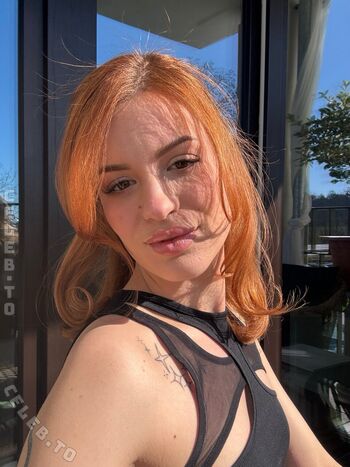 Mia Stone