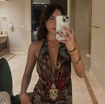 Full leaked Miaarhodes private onlyfans photo