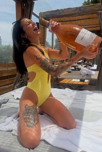 Full leaked Miaxmon private onlyfans photo