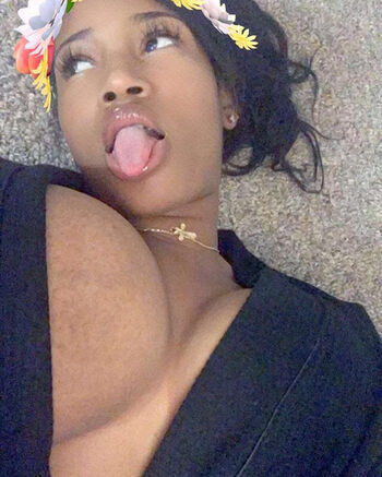 Full leaked Michellewalker private onlyfans photo