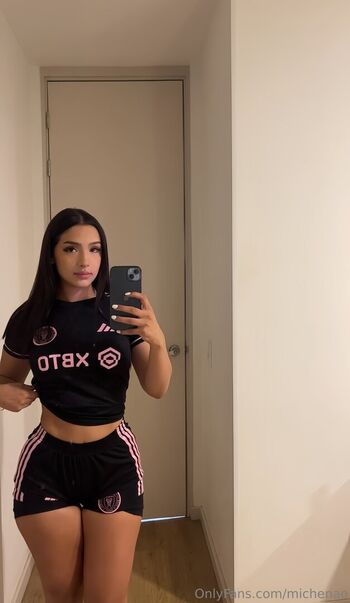 Full leaked Michenao private onlyfans photo