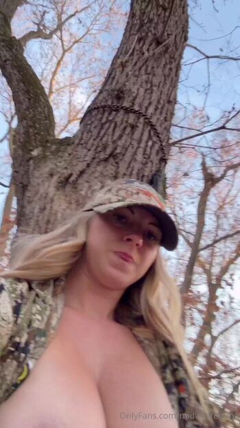 Full leaked Midwestemma private onlyfans photo