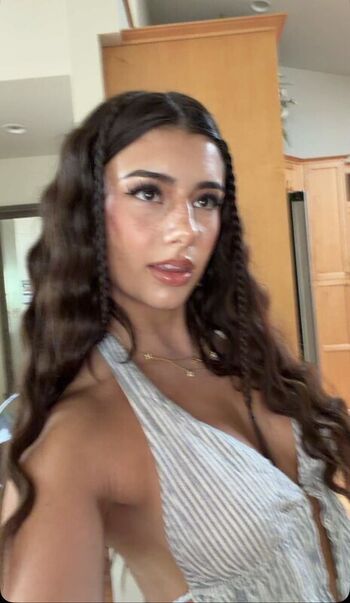 Mikayla Campinos