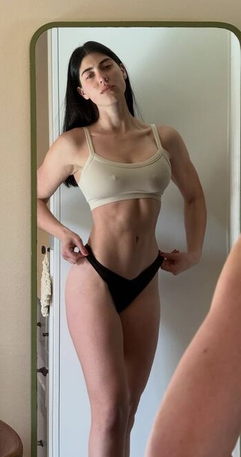Full leaked Mikayla gill private onlyfans photo