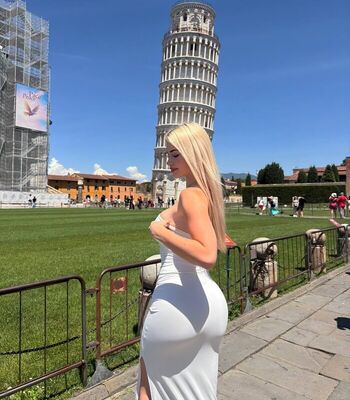Full leaked Mikurin private onlyfans photo
