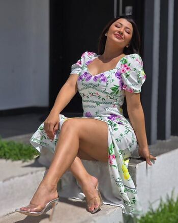 Milagro Flores