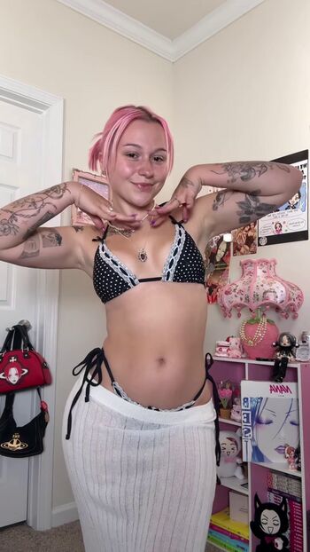 Full leaked Mildhippie private onlyfans photo