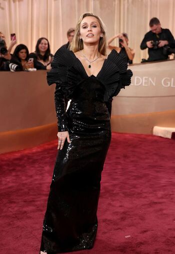 🔥 Miley cyrus page leaked private photo uncensored full