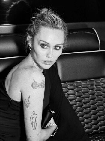 🔥 Miley cyrus page leaked private photo uncensored full