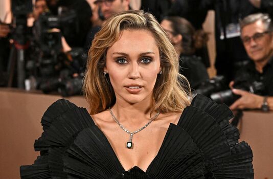 🔥 Miley cyrus page leaked private photo uncensored full