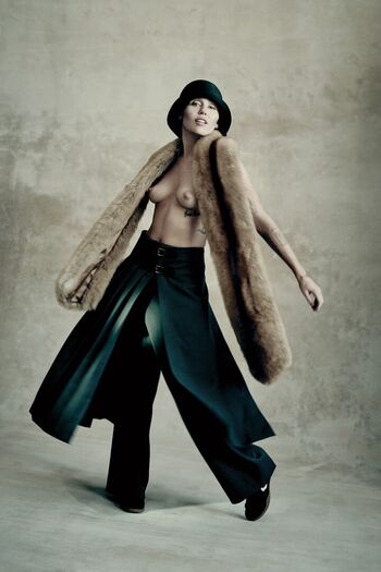 🔥 Miley cyrus page leaked private photo uncensored full