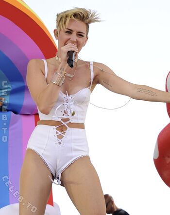 🔥 Miley cyrus page leaked private photo uncensored full