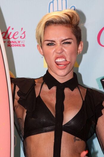 🔥 Miley cyrus page leaked private photo uncensored full