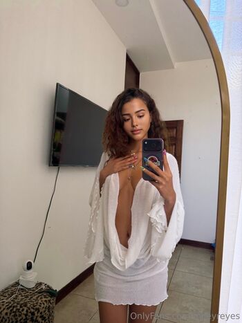 Full leaked Miley reyes private onlyfans photo
