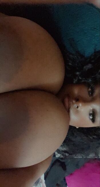 Full leaked Milkmami private onlyfans photo