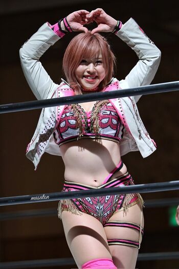 Mina Shirakawa
