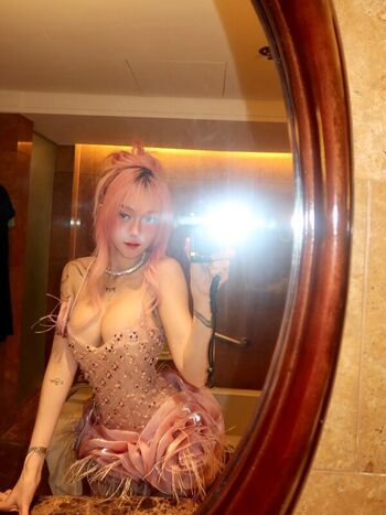 Full leaked Mina syu private onlyfans photo