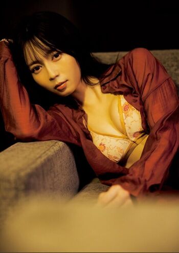 Minase Sarara 水瀬さらら