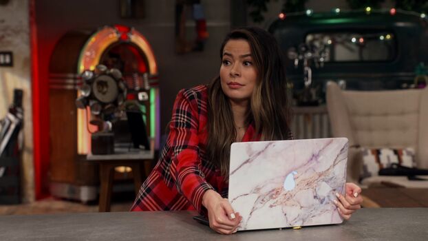 Full leaked Miranda cosgrove private onlyfans photo