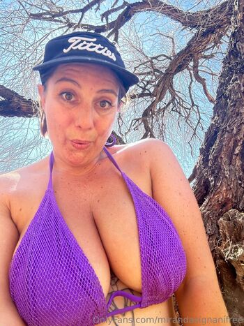 Full leaked Mirandasignanifree private onlyfans photo