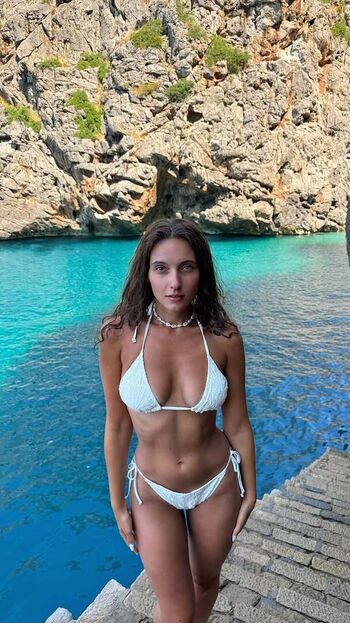 Full leaked Mirkachovanculiak private onlyfans photo