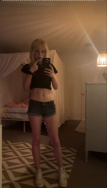 Full leaked Missbunnixx private onlyfans photo