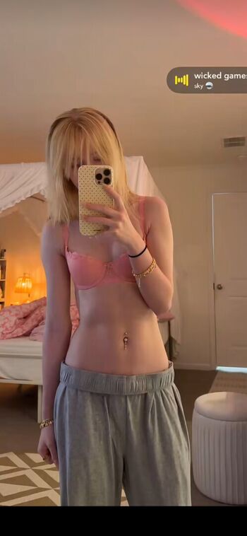 Full leaked Missbunnixx private onlyfans photo