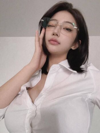 Full leaked Miyu kitty page private onlyfans photo