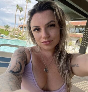 Full leaked Mkxxxxx private onlyfans photo