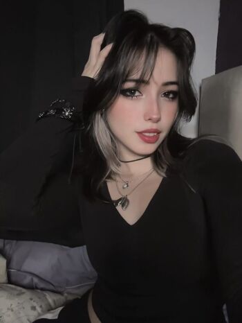 Full leaked Mocking jpg private onlyfans photo