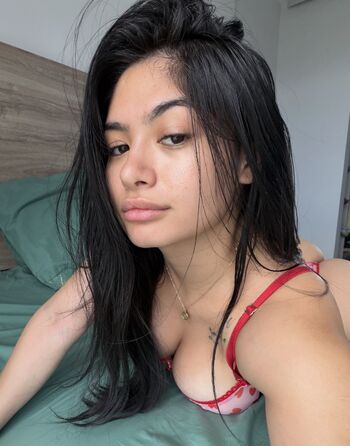 Full leaked Mollyaira private onlyfans photo