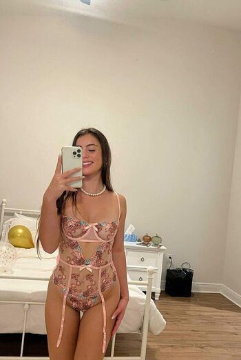 Full leaked Mollyyberglundss private onlyfans photo