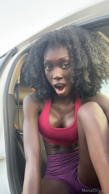 Full leaked Mona onyxxx private onlyfans photo