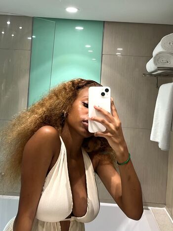 Full leaked Monica mbonambi private onlyfans photo